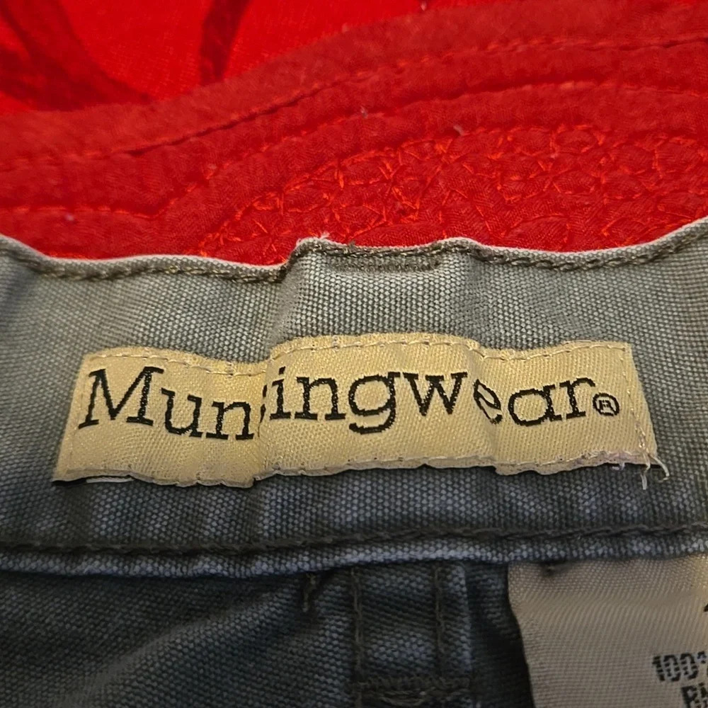 Vintage Munsingwear Light Olive Green Cargo Shorts Casual 34W - Picture 8 of 10